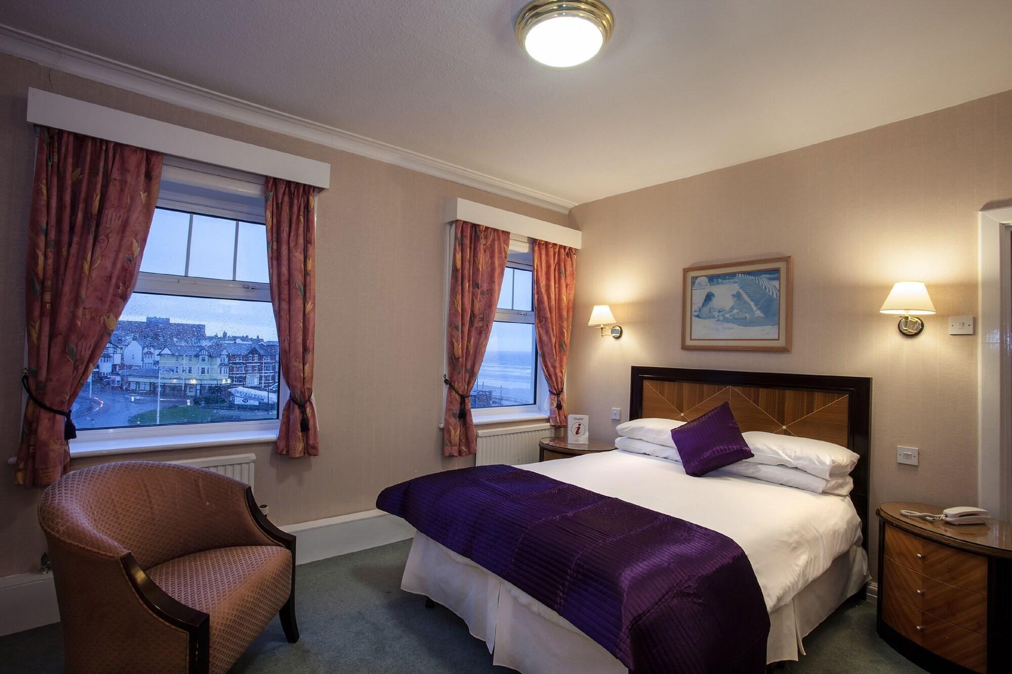 The Savoy Hotel (Adults Only) Blackpool Buitenkant foto