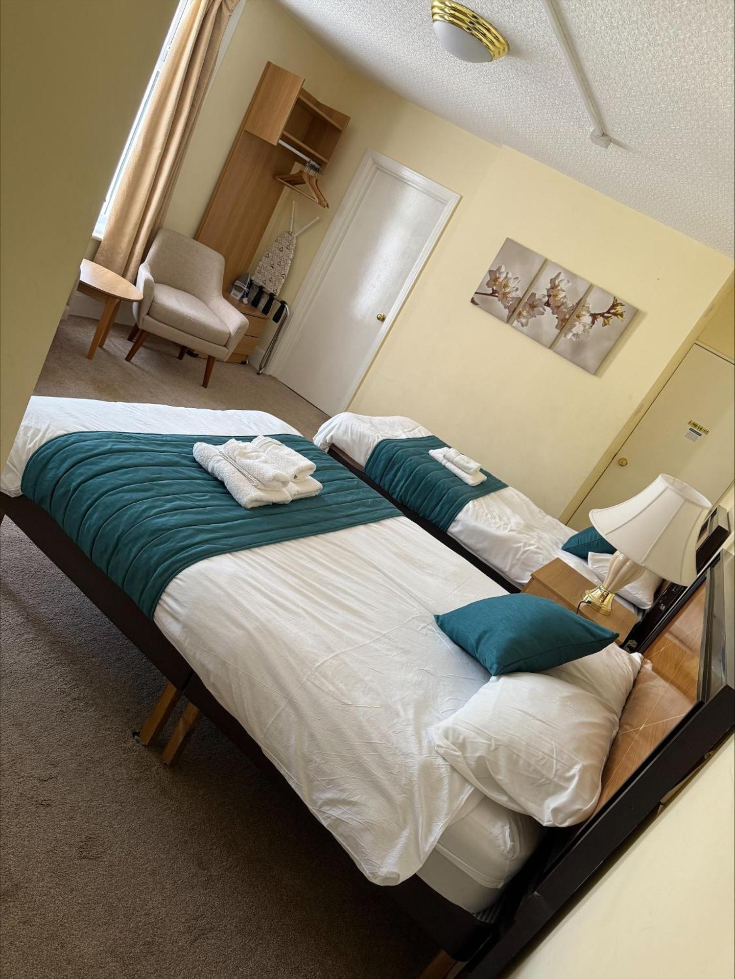 The Savoy Hotel (Adults Only) Blackpool Buitenkant foto