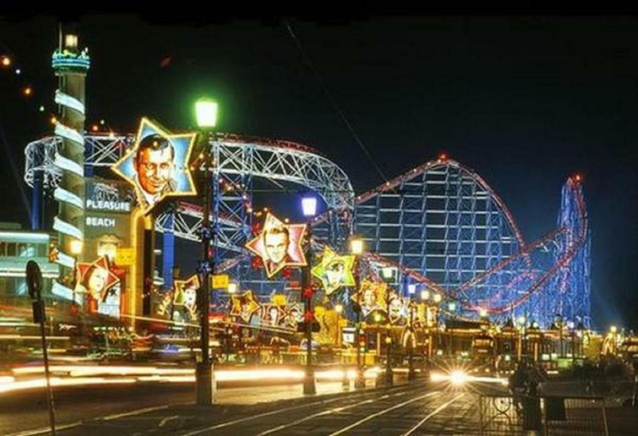 The Savoy Hotel (Adults Only) Blackpool Buitenkant foto